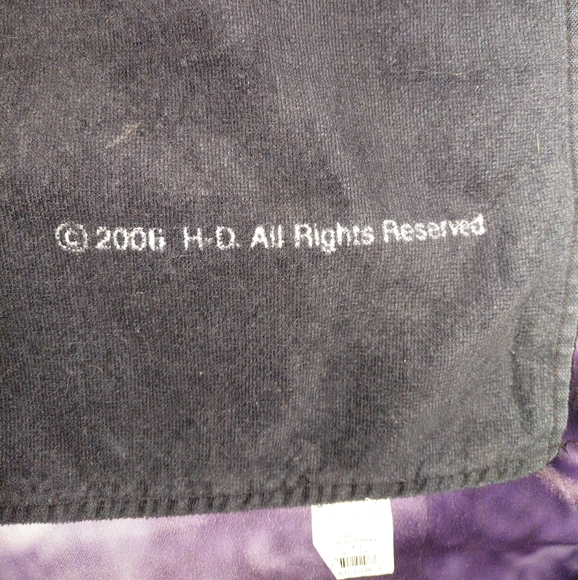 Harley Davidson Eagle Towel - Picture 3 of 6